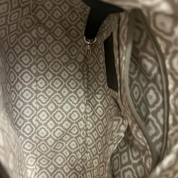 Brighton Barbados Ziptop Hobo Brown - Picture 13 of 13